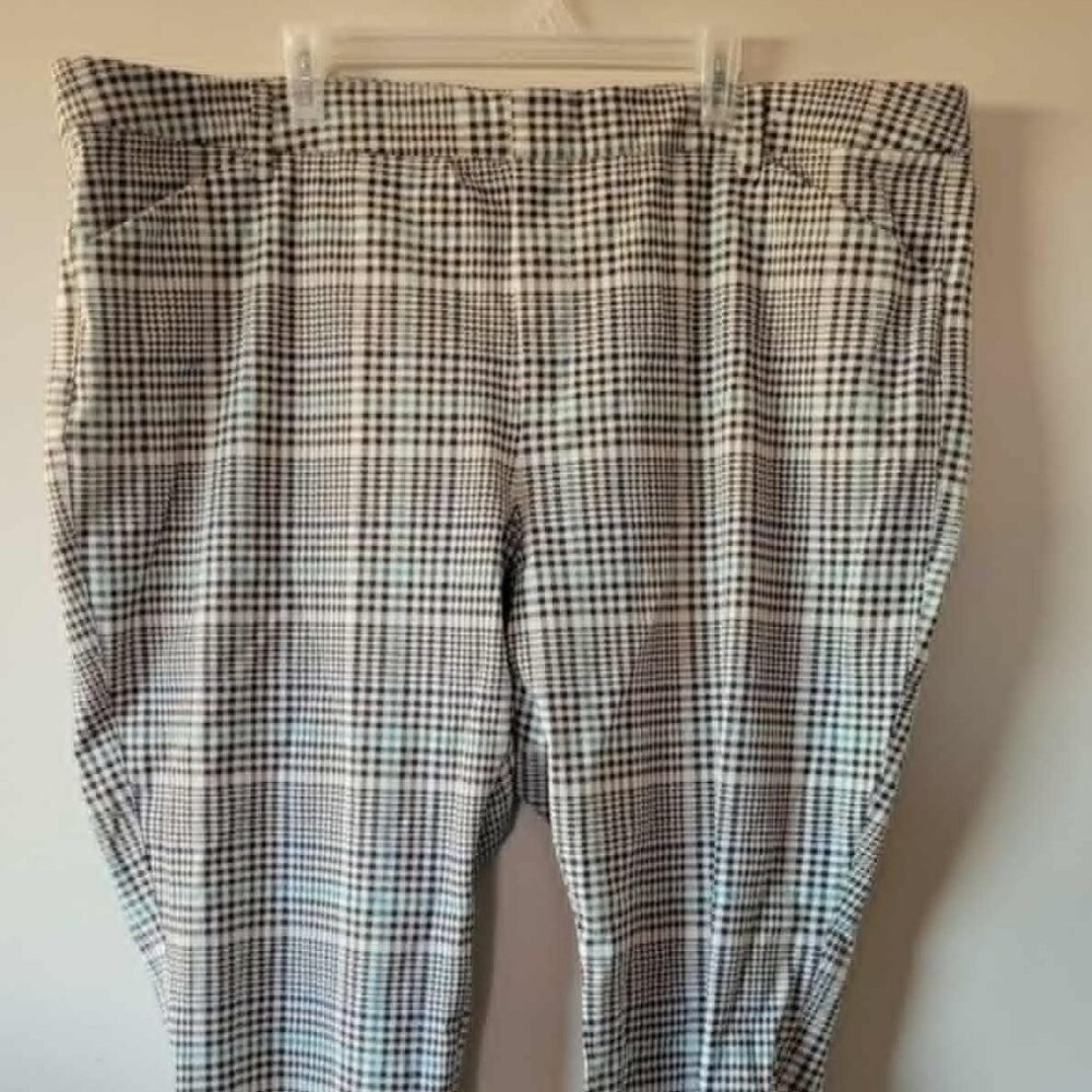 Old Navy Pants ~ Size 26